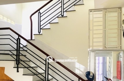 TÂN PHÚ - HẼM Ô TÔ - NHÀ LÔ GÓC 3 TẦNG VỪA Ở VỪA CHO THUÊ - NGANG KHỦNG 8M NỞ HẬU - SỔ CHÍNH CHỦ BÌA HOÀN CÔNG ĐỦ - NHỈNH 7 TỶ