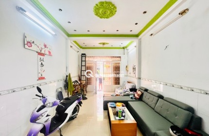 NHÀ 4 TẦNG CHÍNH CHỦ - NGÀY CÔNG TRƯỜNG HỒNG ĐỨC,  - Nhà chính chủ ngay cổng trường Hồng Đức, vị trí đắc địa, dân trí cal