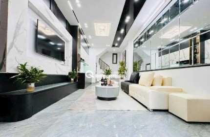 BÁN NHÀ KHƯƠNG TRUNG 35M 5 TẦNG 8.95 TỶ - NGÕ THÔNG - 10M RA Ô TÔ, FULL NỘI THẤT