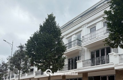 Duy nhất một căn shophouse có tum,Trục LK2 khu đô thị Ân Phú, Mặt tiền đường 32m, giá 5,9tỷ