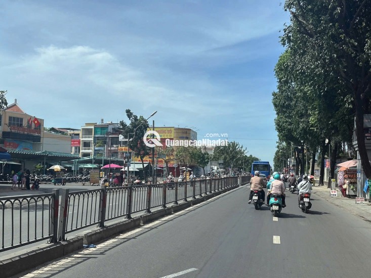 Bán gấp rút nhà hai mặt tiền ngang 6m 56m2 hẻm xe hơi đường Quang Trung Gò Vấp nhỉnh 5tỷ.