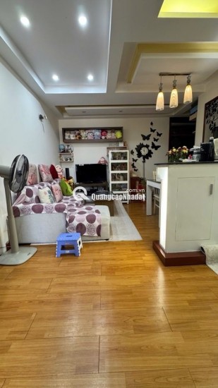 CC Quận 8 - Đã Có Sổ hồng lâu dài - Thang Máy - Giáp Quận 1 - 2PN -59M - cho thuê 9tr/th - Nhỉnh 3 Tỷ