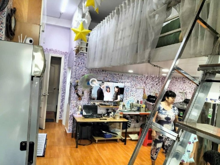 Nhà Q.8 - Bông Sao - hẻm xe hơi 60m2 -3 tầng - 5ty7