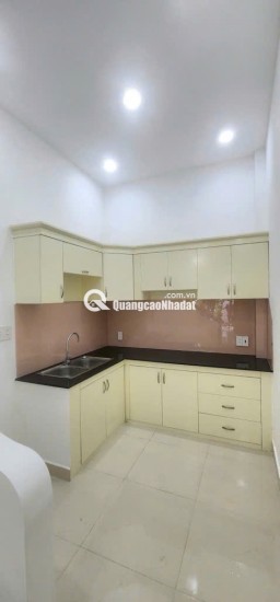 Bán nhà giá rẻ bất ngờ HXH Phan Huy Ích ngang 4m 31m2 3 tầng tặng nội thất nhỉnh 5tỷ.