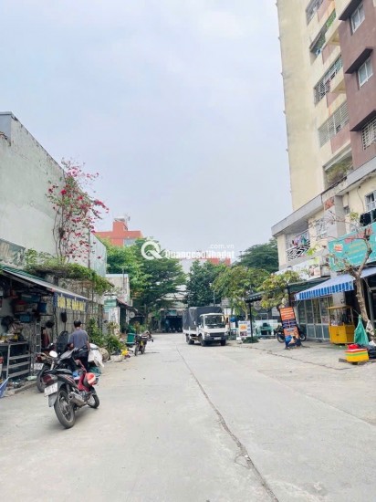 Bán gấp rút nhà hai mặt tiền ngang 6m 56m2 hẻm xe hơi đường Quang Trung Gò Vấp nhỉnh 5tỷ.