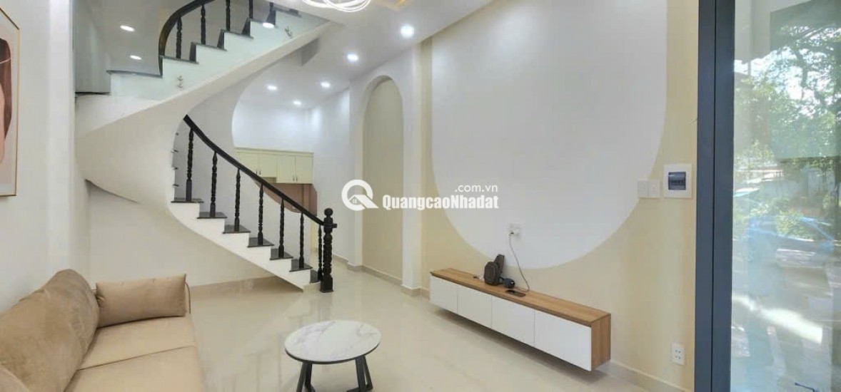 Bán nhà giá rẻ bất ngờ HXH Phan Huy Ích ngang 4m 31m2 3 tầng tặng nội thất nhỉnh 5tỷ.