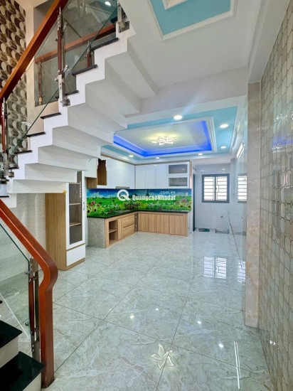 Nhà Đẹp 3 Tầng HXH Ngay ĐHSP Kỹ Thuật Hoàng Diệu Thủ Đức Chỉ 7 Tỷ nhĩnh