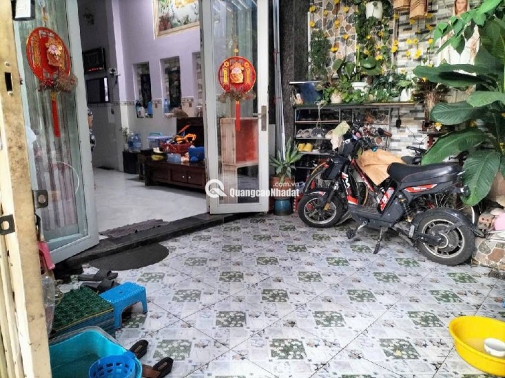 Nhà Q.8 - Bông Sao - hẻm xe hơi 60m2 -3 tầng - 5ty7