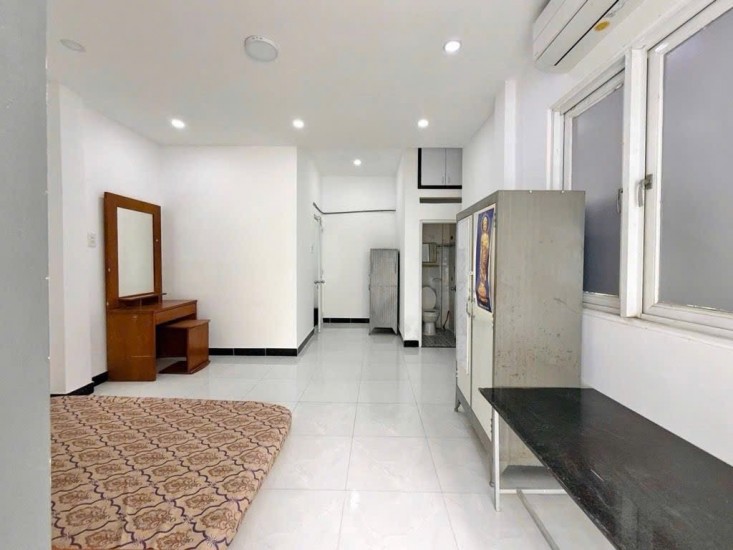  Nhà 3 tầng mới vào ở ngay – hẻm xe hơi Huỳnh Văn Bánh – Phú Nhuận