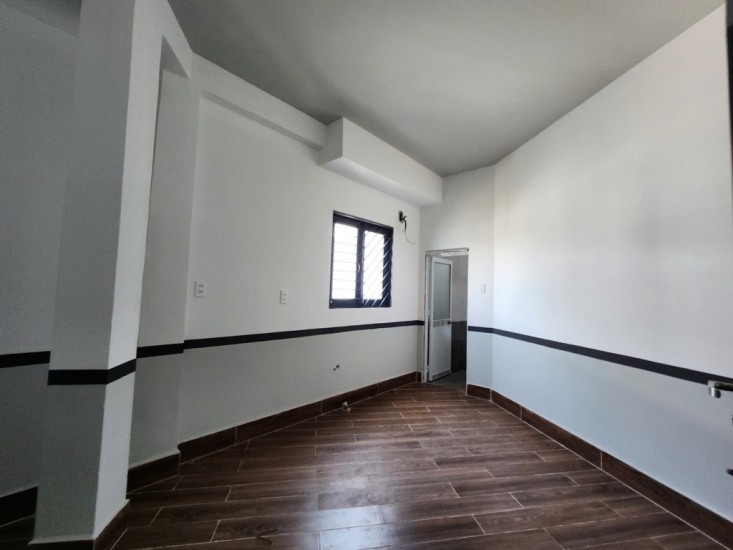  6.5 TỶ – NHÀ GÓC 2 MẶT TIỀN – SÁT CHỢ THẠNH XUÂN