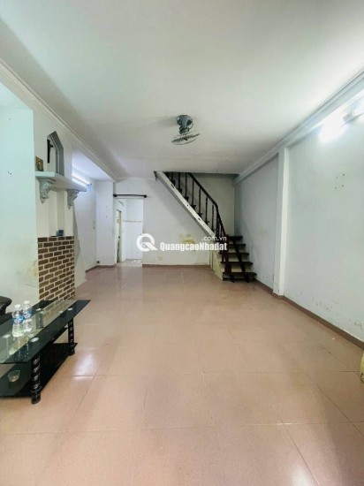 Nhà ngay sân bay Tân Sơn Nhất – Hẻm thông tứ hướng – Ở ngay đón Tết