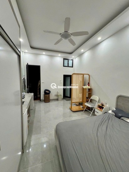 SIÊU PHẨM NHÀ ĐẸP – LẠC LONG QUÂN – GẦN HỒ TÂY – 3 NGỦ - 4WC – 34Mx4T – NHỈNH 8 TỶ.