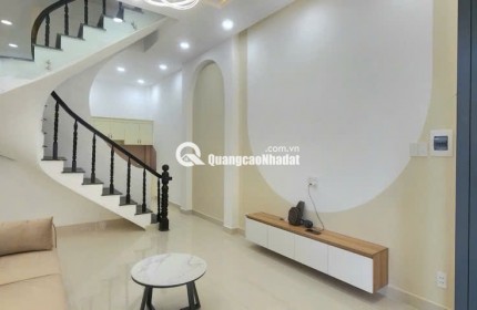 Bán nhà giá rẻ bất ngờ HXH Phan Huy Ích ngang 4m 31m2 3 tầng tặng nội thất nhỉnh 5tỷ.