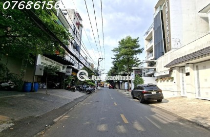 Bán mặt tiền KD gần bên Gigamall Phạm Văn Đồng, 2 tầng, 90m2, đường 12m, sổ hồng, giá 13 tỷ TL