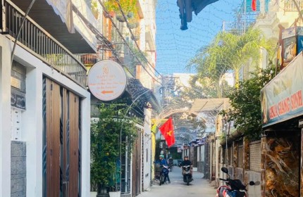  NHÀ LÔ GÓC 3 TẦNG – KIỆT Ô TÔ TRẦN CAO VÂN | SÁT BIỂN – TRUNG TÂM THANH KHÊ – CÓ DÒNG TIỀN 