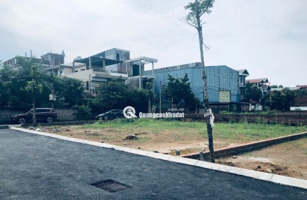  BÁN ĐẤT PHÚ CÁT – HÒA LẠC Vị trí đẹp – đường ô tô – gần FPT, Viettel, VinUni  bán gấp mảnh đất thổ cư,  trung tâm khu công nghệ cao Hòa Lạc