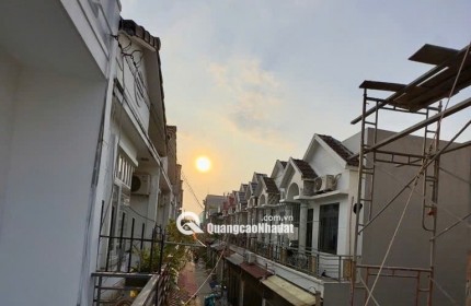 Bán nhà TL37 SHR – Nhà mới, công năng đầy đủ