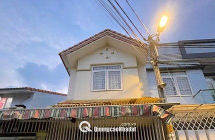 BÁN NHÀ CẤP 4 TRUNG TÂM HIỆP PHÚ, 81M2. GẦN METRO, VINCOM LÊ VĂN VIỆT GIÁ NHỈNH 5 TỶ