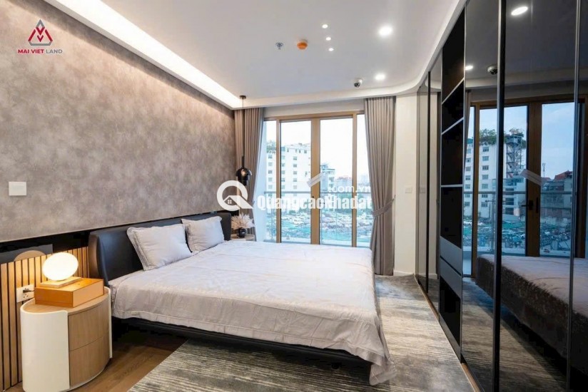  Mua nhà tặng xe, siêu sang xịn mịn  - The Queen