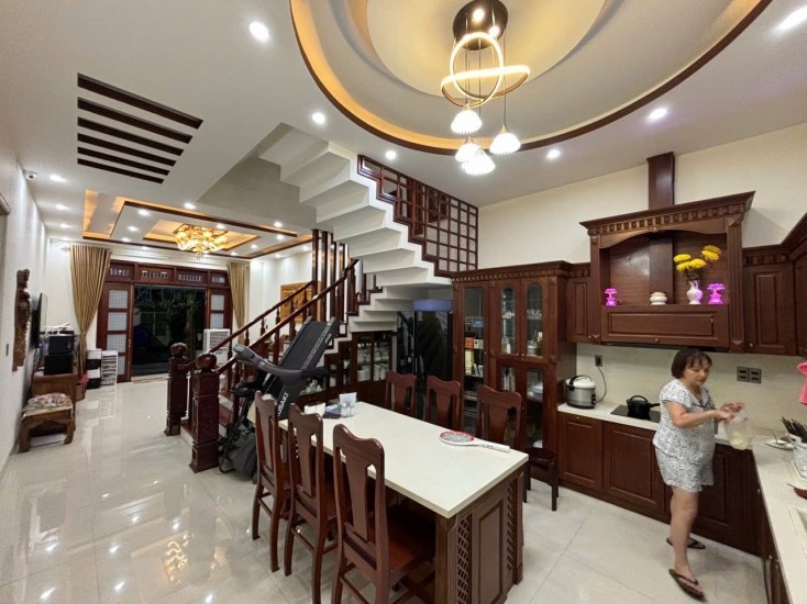  SIÊU PHẨM BIỆT THỰ 5 TẦNG – ĐIỆN BIÊN PHỦ – FULL NỘI THẤT CAO CẤP – CHỈ 11.5 TỶ 