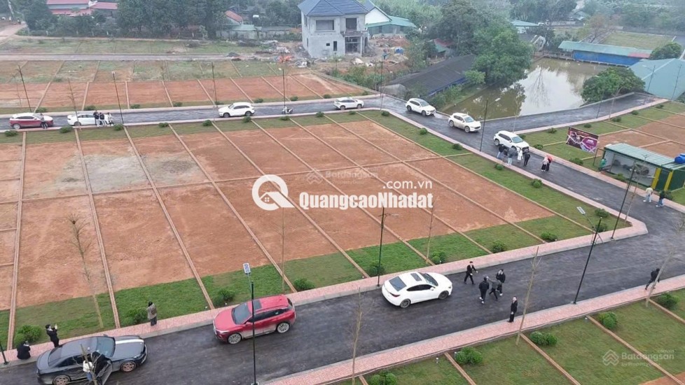 CHỦ CẦN BÁN GẤP 100M2 ĐẤT Ở XÃ PHÚ CÁT, GIÁ 2TỶ 3 GẦN QUỐC LỘ 21, TỔ HỢP ĐẠI HỌC QUỐC GIA, HÒA LẠC.