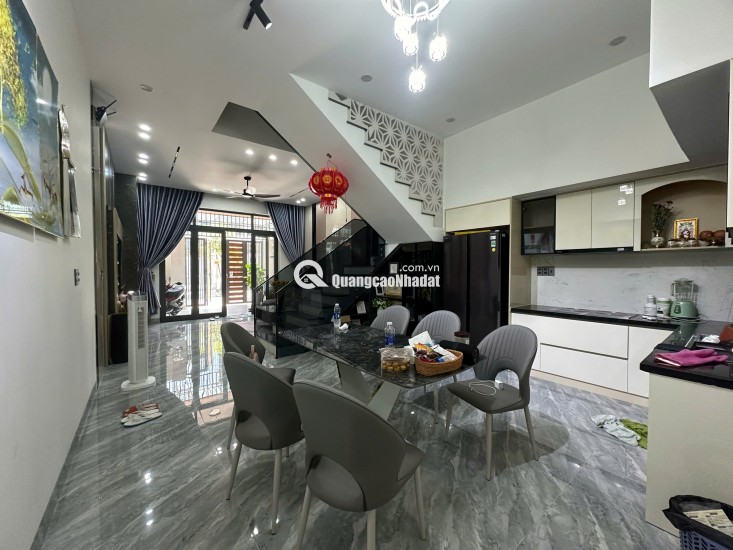 Bán nhà 2 tầng chỉ 7 tỷ 95 ngay trung tâm quận Cẩm Lệ, Đà Nẵng