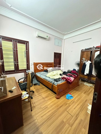 chào bán căn nhà 4 tầng 90m2 hướng đông nam khu ĐÔ thị Trần Lãm