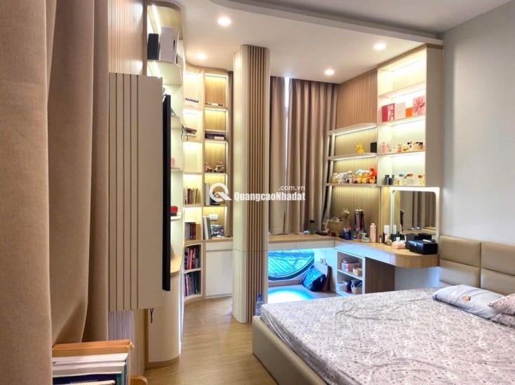 Hẻm Ô Tô - 3 Tầng đúc - Sát Mặt Tiền - Chỉ cách Quận 1 Cây cầu - 42m2 - Nhà mới vào ở ngay - P. Bình Lợi Trung