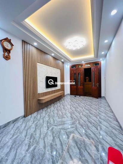 BÁN NHÀ VŨ XUÂN THIỀU SÀI ĐỒNG, LÔ GÓC, Ô TÔ ĐỖ, 4 TẦNG MỚI ĐẸP, NHỈNH 5 TỶ