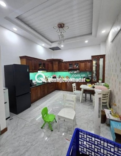 TÂN BÌNH - HẺM XE HƠI VÀO NHÀ - 4 TẦNG BTCT - 64M2 - 4*16M - VUÔNG VỨC, KHÔNG LỘ GIỚI - 8 TỶ 3