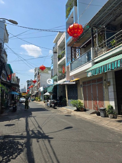 Nhà chính chủ quân Tân Phú,gần Aeon,gần chợ Tân Huong,giá 8.x tỷ