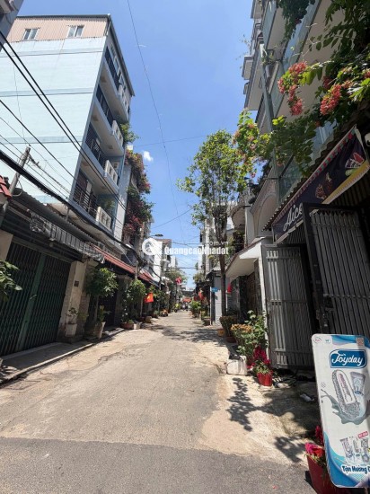 Nhà chính chủ quân Tân Phú,gần Aeon,gần chợ Tân Huong,giá 8.x tỷ