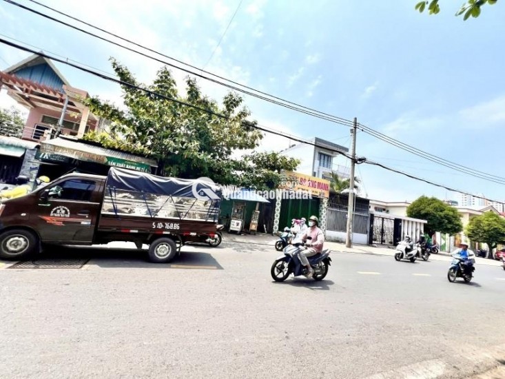 Bán gấp chia tài sản - Đất thổ cư Mặt tiền Gò Dưa - Chợ Tam Bình chỉ hơn 50triệu/m2 (NỞ HẬU)