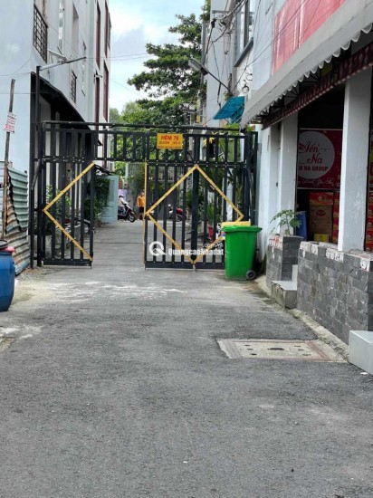 Bán nhà 4 tầng hẻm xe tải qusy đầu p.Hiệp Thành, Quận 12 - tặng nội thất