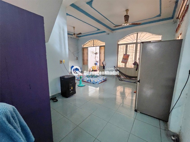 KHÁCH NGỘP GỬI BÁN NHÀ 2 LẦU MT NGUYỄN XIỂN QUẬN 9, NGANG 7.3M, DT 134.8M2, GIÁ THỎA THUẬN