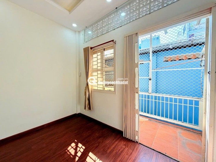 NHÀ ĐẸP - DÒNG TIỀN 15TR/THÁNG - SÁT BÊN CÔNG VIÊN HOÀNG VĂN THỤ - NGAY VÒNG XOAY LĂNG CHA CẢ