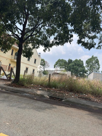 ĐẤT ĐẸP – GIÁ TỐT  – CHÍNH CHỦ CẦN BÁN Tại Đường D9, Phường Hòa Phú, Tp Thủ Dầu Một, Bình Dương