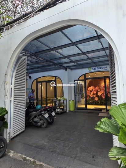 Biệt thự hàng hiếm thuộc vị trí cốt lõi trung tâm trong khu vực