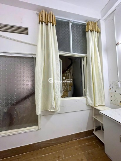 Cần sang nhượng phòng trọ có gác – vị trí trung tâm Bình Thạnh, giá tốt