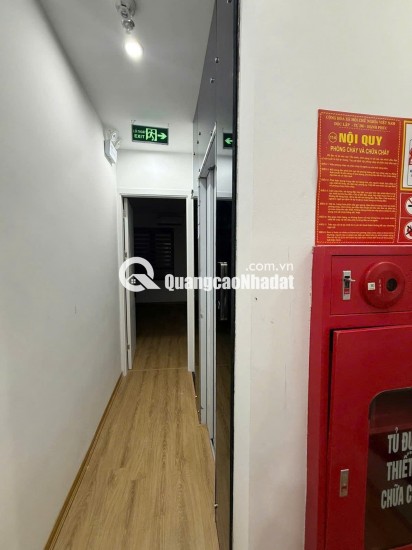 BÁN TOÀ CĂN HỘ DỊCH VỤ ĐÊ LA THÀNH 58m2 MẶT TIỀN 4,6m 6 TẦNG HƠN 12 TỶ THANG MÁY MỚI KÍNH KOONG – SẴN DÒNG TIỀN