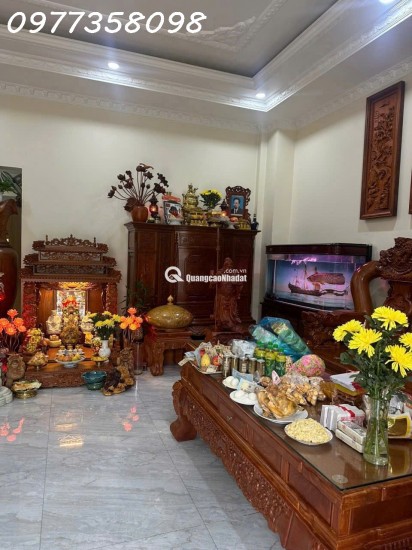 - NGỘP BANK – GIÁ CHẠM ĐÁY KHU VỰC 
- Chỉ 4.8 tỷ – SỞ HỮU NGAY 141m² THỚI AN Q12
- Ô TÔ ĐỖ 24h