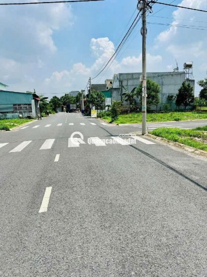 Đất Nền  Ấp 4 An Viễn Trảng Bom Đồng Nai | sổ hồng riêng