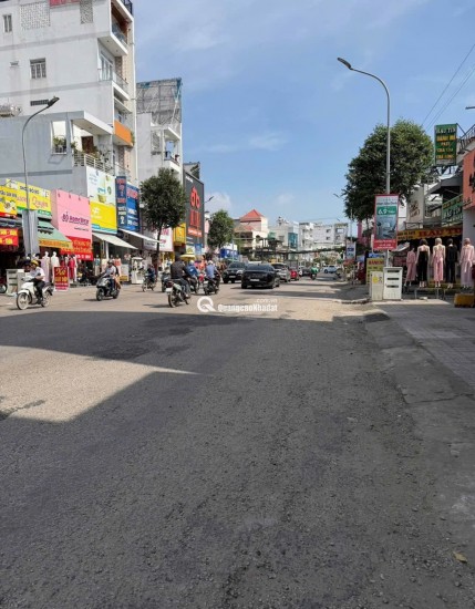 BÁN NHÀ MẶT TIỀN LÝ THÁI TỔ NỐI DÀI – TRUNG TÂM LONG XUYÊN – 41,2M2 – 6TỶXX. LH:0939073155.