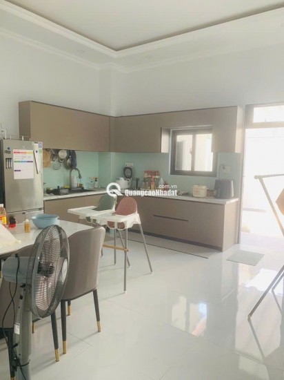 BÁN NHÀ 2 TẦNG – 5M X 27M – CÓ SÂN TRƯỚC SAU THOÁNG MÁT. LH:0988736135