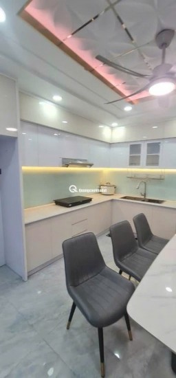 Nhà đẹp xây kiên cố 5 tầng – 4PN 5WC – Hẻm ô tô nhỏ – Dọn vào ở ngay – Vị trí gần Tân Kỳ Tân Quý – Giá tốt 8 tỷ