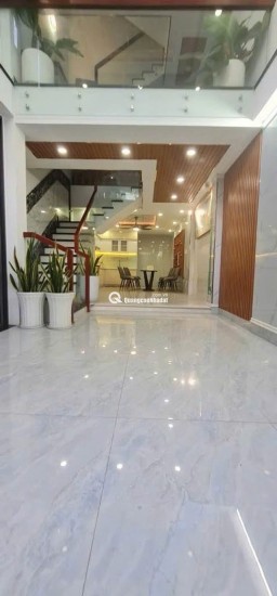 Nhà đẹp xây kiên cố 5 tầng – 4PN 5WC – Hẻm ô tô nhỏ – Dọn vào ở ngay – Vị trí gần Tân Kỳ Tân Quý – Giá tốt 8 tỷ