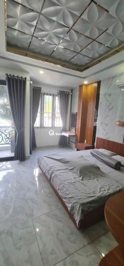 Nhà đẹp xây kiên cố 5 tầng – 4PN 5WC – Hẻm ô tô nhỏ – Dọn vào ở ngay – Vị trí gần Tân Kỳ Tân Quý – Giá tốt 8 tỷ