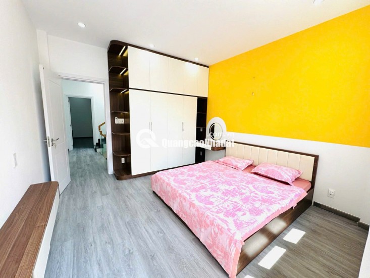 MẶT TIỀN KINH DOANH ÂU CƠ – GẦN CHỢ BÀ QUEO – 62m² – 3 TẦNG – KHU SẦM UẤT – GIÁ TỐT 9.X TỶ