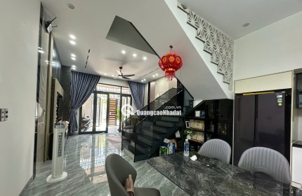 Bán nhà 2 tầng chỉ 7 tỷ 95 ngay trung tâm quận Cẩm Lệ, Đà Nẵng