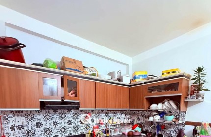 NHÀ ĐẸP TÂN PHÚ 5 TẦNG NGAY TRUNG TÂM CHỈ 9 TỶ